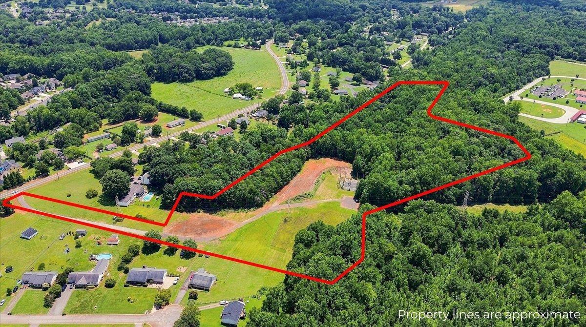 557 Seay Road, Boiling Springs, South Carolina 29316, USA