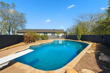 3873 Lois Road E, Sanger, Texas 76266, USA