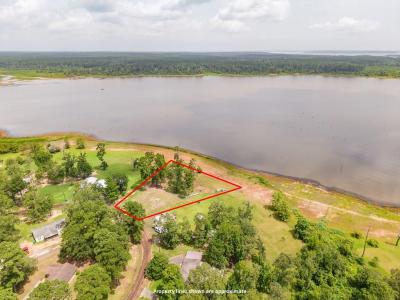 295 White Oak Dr, Zavalla, Texas 75980, USA