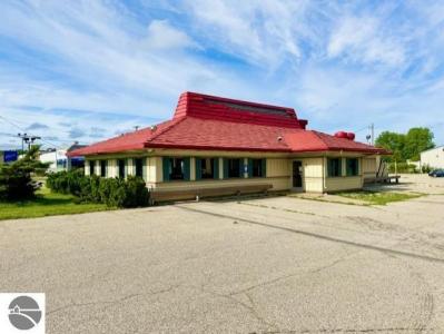 1405 Wright Avenue, Alma, Michigan 48801