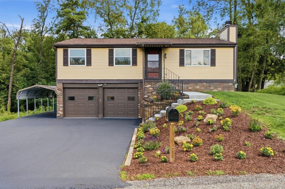 110 Carnegie Drive, Lower Burrell, Pennsylvania 15068, HOA KỲ
