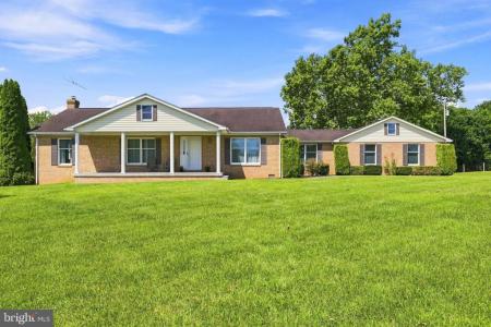 179 Clifton Road, Berryville, Virginia 22611, USA