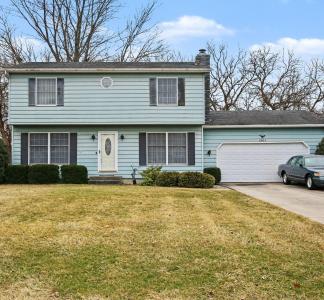 3863 Kingsway Drive, Crown Point, Indiana 46307, États-Unis