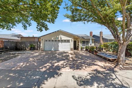 216 Barros St, Patterson, California 95363, USA
