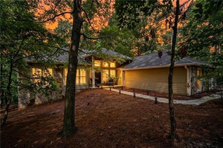 523 Cherokee Trail, Big Canoe, Georgia 30143, USA