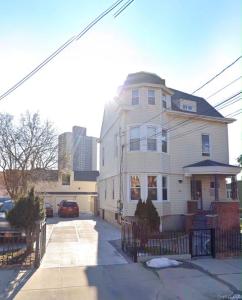 846 E 215th Street, Bronx, New York 10467, HOA KỲ