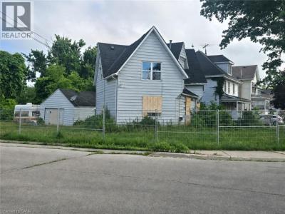 702 CEDAR STREET, Haldimand, Ontario N1A 2J8, Canada