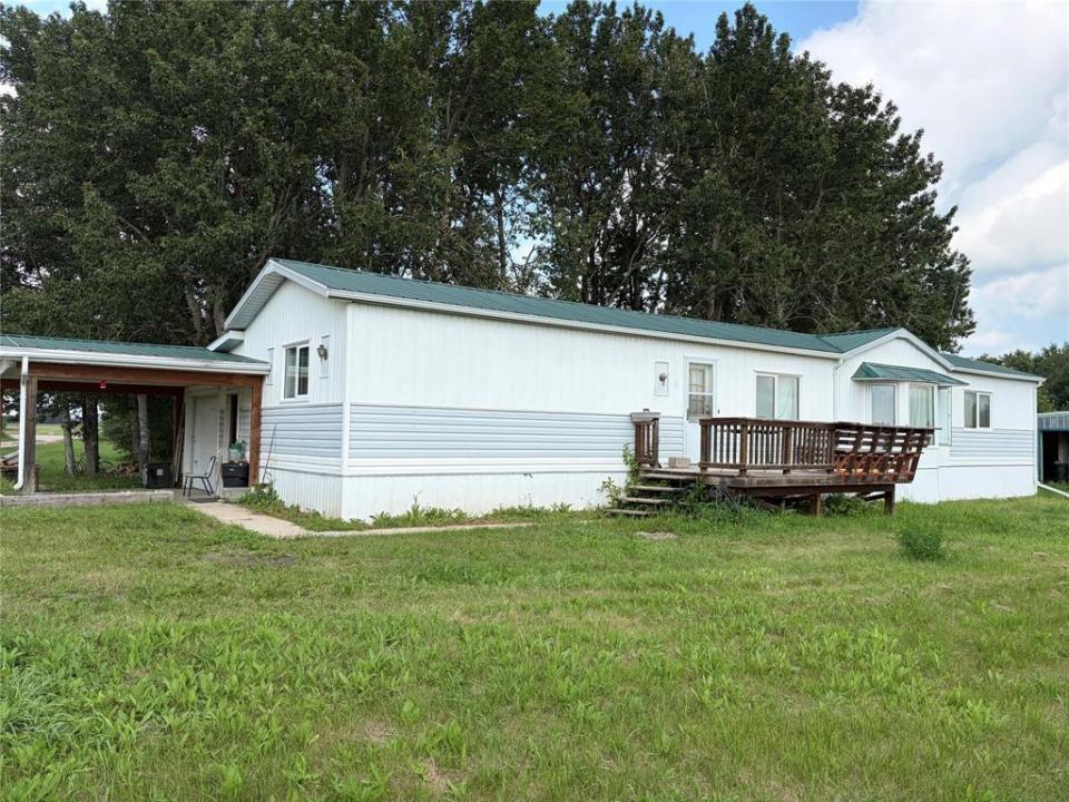 104146 PTH 16 ROAD, Minnedosa, Manitoba R0J 1E0, CANADÁ