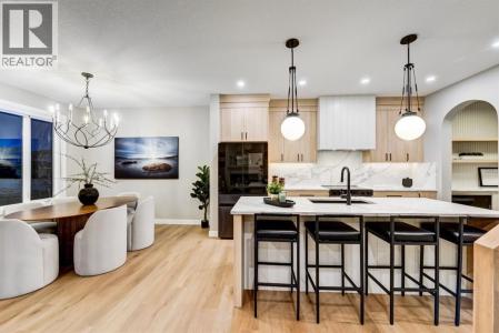 540 LAWTHORN WAY, Airdrie, Alberta T4A 3N9, Canada
