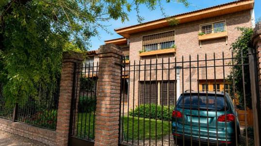 Belgica 800, Hurlingham, GBA Oeste 1686, Argentina