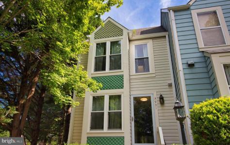 5901 Saint Giles Way, Alexandria, Virginie 22315, États-Unis