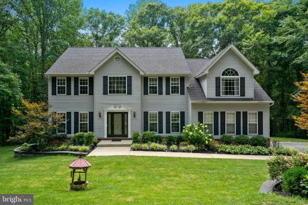 3060 Mayberry Avenue, Huntingtown, Maryland 20639, USA