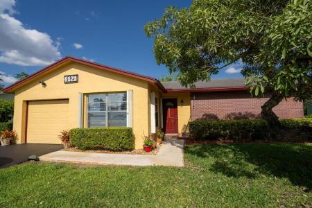 6121 RAINBOW CIRCLE, GREENACRES, Florida 33463, USA