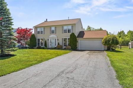 6840 Kimberly Drive, Lockport Town, New York 14094, USA