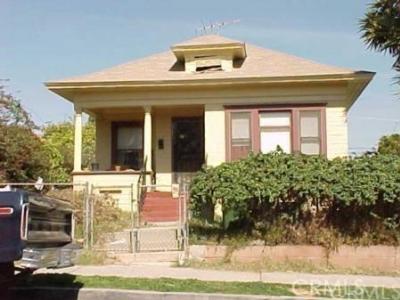 2427 Houston, LA, California 90033, USA