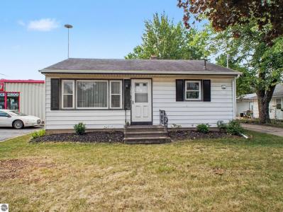 10705 E Second Street, Fowler, Michigan 48835, USA