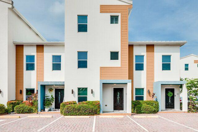 11, BAMBOO VILLAS, Spotts, Grand Cayman, Cayman Islands