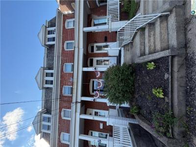 27 S. Chestnut St, Boyertown, Pennsylvania 19512-1508, USA