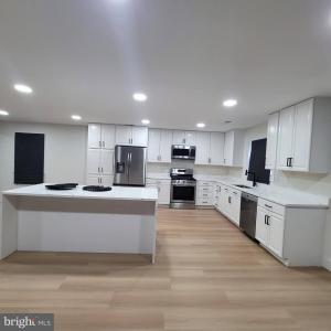 7011 Old Chapel Drive, Bowie, Мериланд 20715, Соединенные Штаты