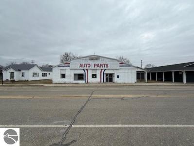 311 Prospect Street, Alma, Michigan 48801