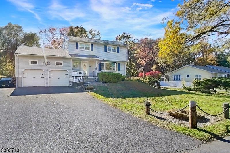 54 Mapledale Ave, Roxbury Twp., New Jersey 07876-1647, États-Unis