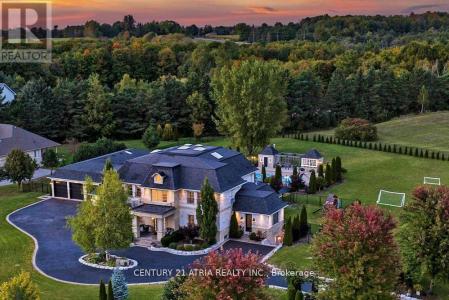 111 LAKE WOODS DRIVE, Whitchurch-Stouffville-, Ontario L4A 1P1, Canada