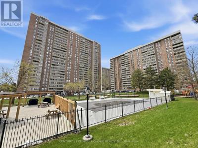 18 KNIGHTSBRIDGE ROAD, Brampton (queen Street Corridor), Ontario L6T 3X5, Canada