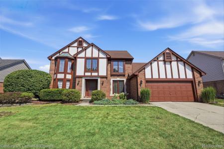 19176 Fairlane Court, Livonia, Michigan 48152, États-Unis