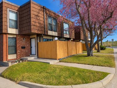 9472 W Utah Place, Denver, Colorado 80232, Amerika Birleşik Devletleri