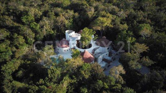 Ruta de los cenotes Carretera Central Vallarta km 11.4 Interior Club de Polo El Rey lote 1,, Puerto Morelos, 金塔纳罗奥 77580, 墨西哥