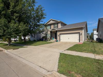 2416 River Meadows Drive, Des Moines, Iowa 50320, USA