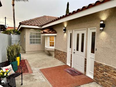17912 Gridley, Artesia, California 90701, USA