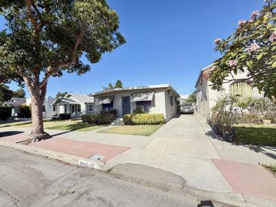 5940 Gundry, Long Beach, California 90805, USA