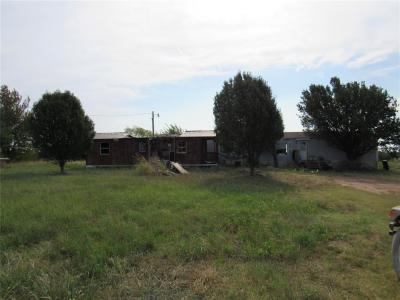 129 Hawk Spring Drive, Mcloud, Oklahoma 74851, USA