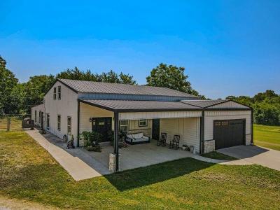103 Fm 1571, Lone Oak, Texas 75453, USA