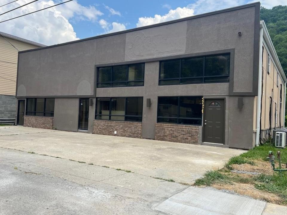 1152 Riverside Drive, Prestonsburg, Kentucky 41653, Stati Uniti