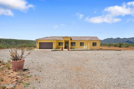 389 Camino Armadillo, Rio Rico, Arizona 85648, USA
