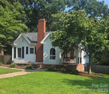 1466 White Oak Avenue, Albemarle, צפון קרוליינה 28001, ארצות הברית של אמריקה 