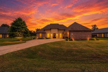 1214 Rue Blakeney Drive, Lake Charles, Louisiana 70611, USA