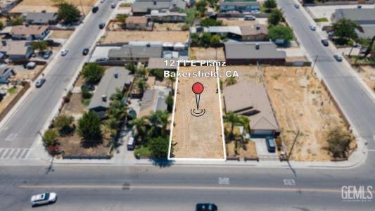 E 1211 E Planz Rd, Bakersfield, California 93307, USA
