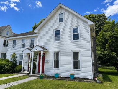 302 Chestnut Avenue, Hawley, Pennsylvania 18428, USA