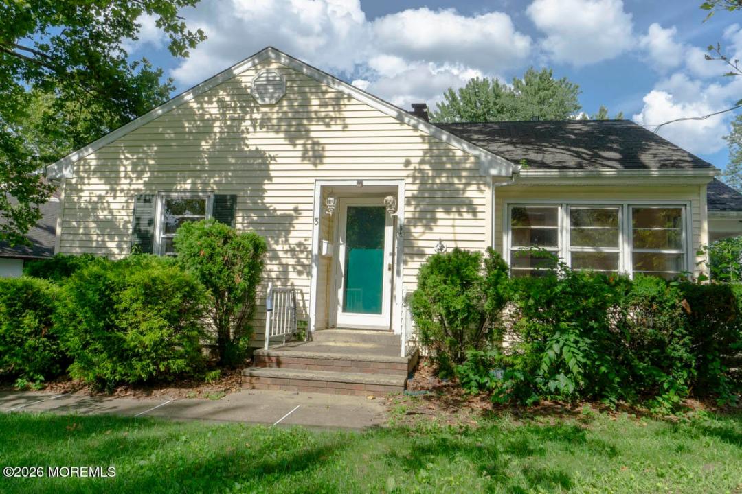 3 Coluco Place, Keyport, New Jersey 07735