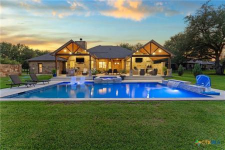 3041 Rolling Meadow Drive, Salado, Texas 76571, USA