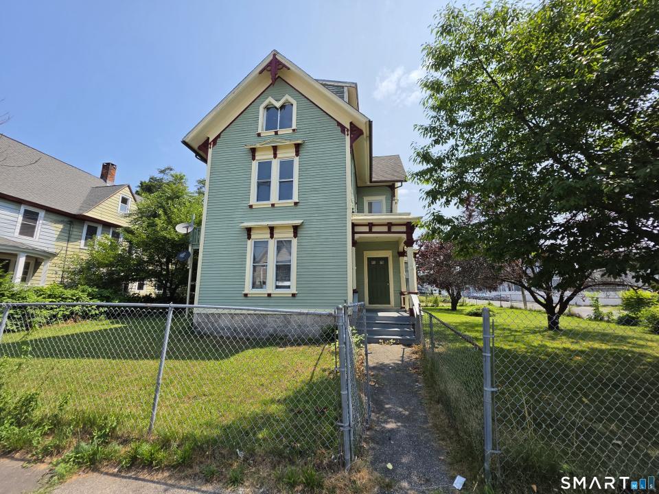256 Hillside Avenue, Waterbury, Connecticut 06710, USA