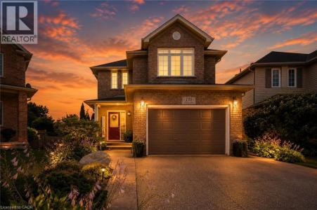 120 YATES AVENUE, Cambridge, Ontario N1P 0A4, Kanada