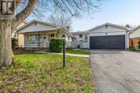698 CHIDDINGTON AVENUE, London South (south R), Ontario N6C 2W8, Canada