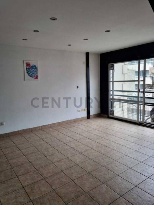 Naon 2456, Villa Urquiza, Capital Federal 1430, Argentine