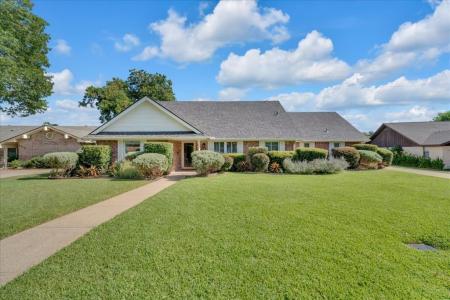 4412 Fiesta Circle E, Fort Worth, Texas 76133, USA