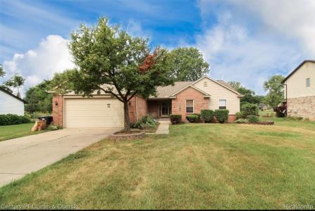 14777 Cavell Street, Livonia, Michigan 48154, États-Unis