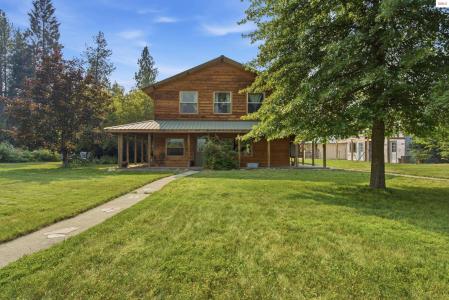368 Fox Creek Spur, Priest River, Idaho 83856